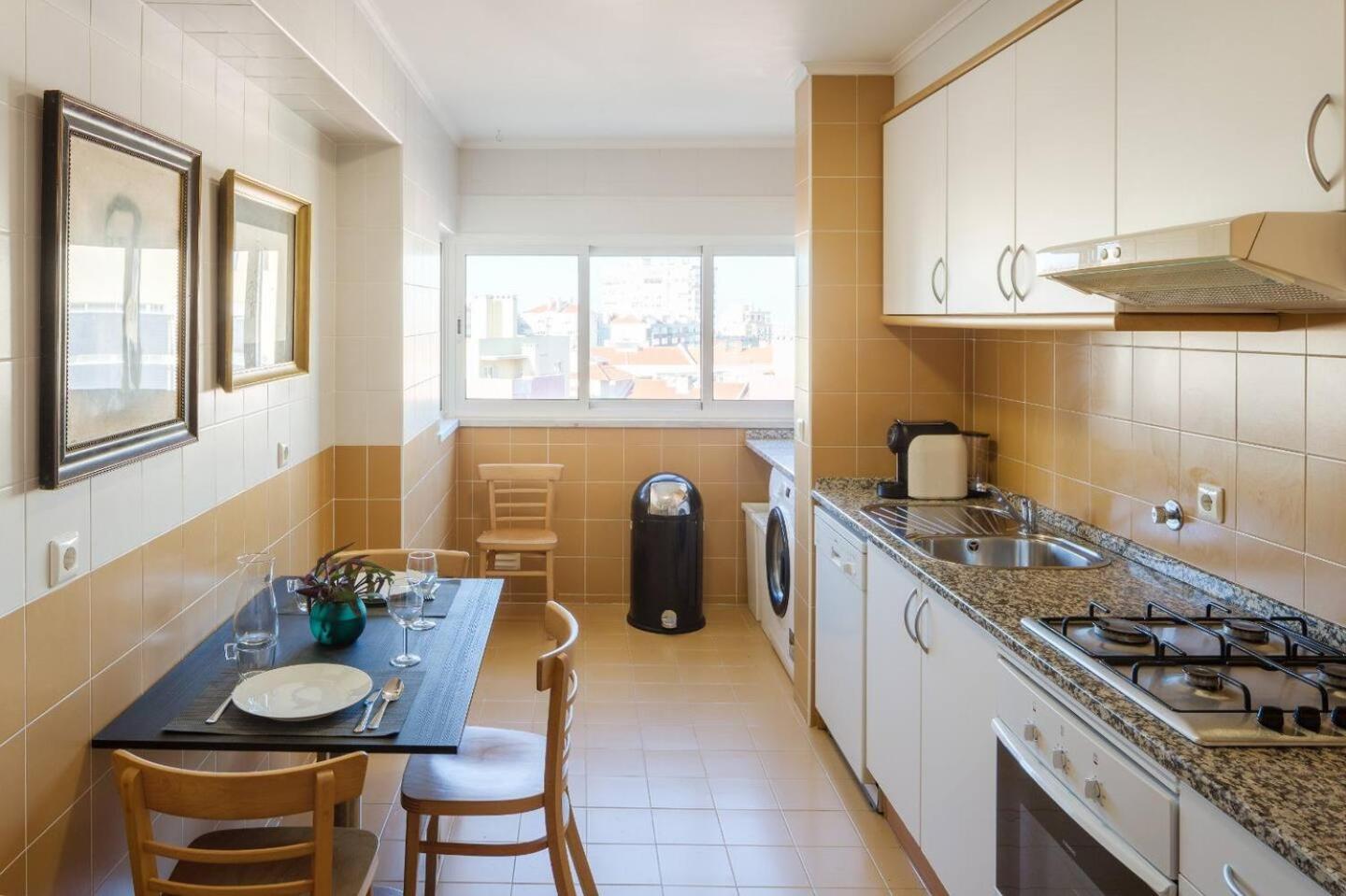 Apartament Ola Lisbon - Penha De Franca Zewnętrze zdjęcie